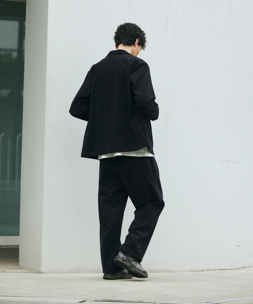 JOURNAL STANDARD(ジャーナルスタンダード)の「TRICOT CORD オーバー パンツ / セットアップ対応(その他パンツ・メンズ・チャコールグレー/ブラック/ブラウン/チョコ/ダークブルー・SMALL/MEDIUM/LARGE)」の9枚目の写真