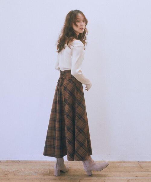 earth music&ecology（アースミュージックアンドエコロジー）の「バックレースアップチェックスカート（スカート・レディース・ネイビー/キャメル/ボルドー・M/S）」の6枚目の写真