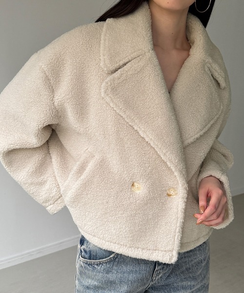 junoah(ジュノア)の「クロップドボアコート(その他アウター・レディース・ブラウン/アイボリー/ピンクベージュ・SMALL/MEDIUM/LARGE)」の6枚目の写真