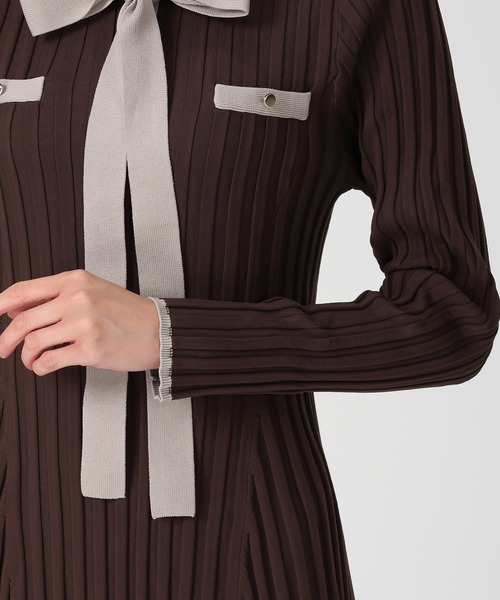 MISCH MASCH(ミッシュマッシュ)の「2025秋冬新作 配色ポロ衿ワイドリブニットワンピース(ワンピース・レディース・ブラウン/ブラック・フリ-)」の14枚目の写真