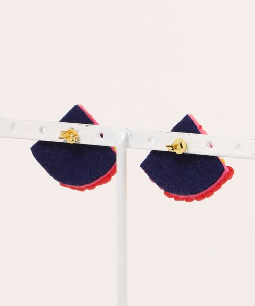tone（トーン）の「【NAPIKO】扇型♡シンプル☆ビーズアクセサリー◇マルチ/ピアス(MA)（ピアス（両耳用）・レディース・マルチ・FREE）」の5枚目の写真