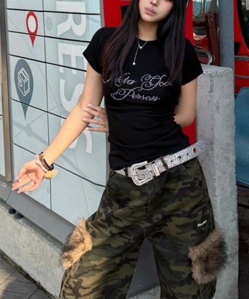 MAISON DE THERESE(メゾン ド テレーズ)の「ラウンドネックフィット半袖ラグランスリーブTシャツ(Tシャツ/カットソー・レディース・ブラック/ホワイト・M)」の7枚目の写真