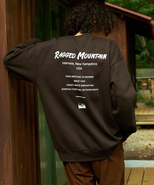 ragged mountain(ラギットマウンテン)の「【RAGGED MOUNTAIN/ラギットマウンテン】ALTON/アルトン バックプリント スウェットトレーナー(スウェット・メンズ・ブラック/ネイビー/ブラウン/グレー・MEDIUM/LARGE/X-LARGE)」の19枚目の写真