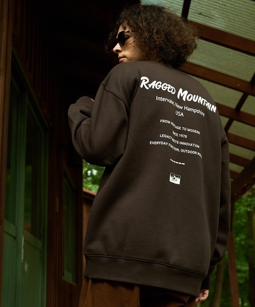 ragged mountain(ラギットマウンテン)の「【RAGGED MOUNTAIN/ラギットマウンテン】ALTON/アルトン バックプリント スウェットトレーナー(スウェット・メンズ・ブラック/ネイビー/ブラウン/グレー・MEDIUM/LARGE/X-LARGE)」の20枚目の写真