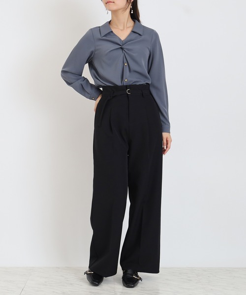 TRUDEA(トルディア)の「とろみツイストスキッパーブラウス(シャツ/ブラウス・レディース・ブルーグリーン/ネイビー/ホワイト・MEDIUM)」の13枚目の写真