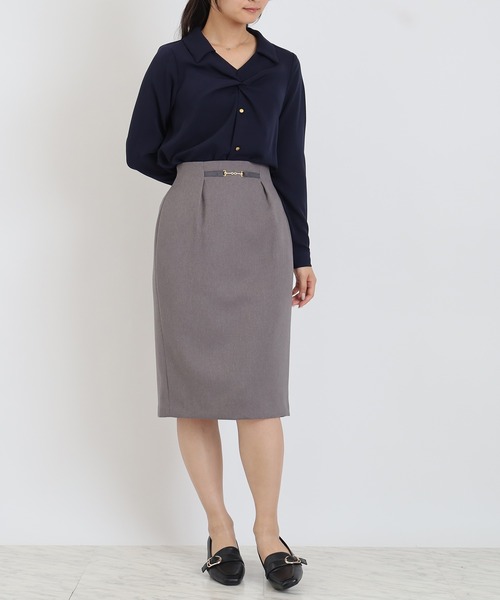 TRUDEA(トルディア)の「とろみツイストスキッパーブラウス(シャツ/ブラウス・レディース・ブルーグリーン/ネイビー/ホワイト・MEDIUM)」の18枚目の写真
