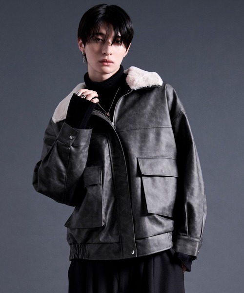 Ellno Loset(エルノロゼット)の「2wayエリファー合皮ブルゾン(ブルゾン・メンズ・ボルドー/ブラック・SMALL/MEDIUM/LARGE)」の2枚目の写真