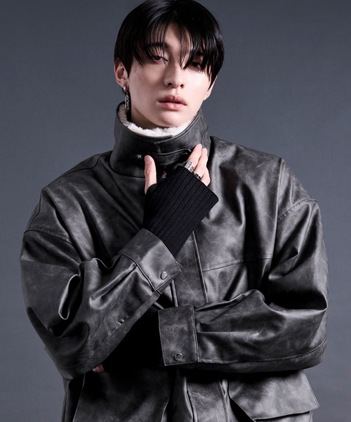 Ellno Loset(エルノロゼット)の「2wayエリファー合皮ブルゾン(ブルゾン・メンズ・ボルドー/ブラック・SMALL/MEDIUM/LARGE)」の19枚目の写真