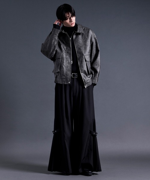 Ellno Loset(エルノロゼット)の「2wayエリファー合皮ブルゾン(ブルゾン・メンズ・ボルドー/ブラック・SMALL/MEDIUM/LARGE)」の22枚目の写真