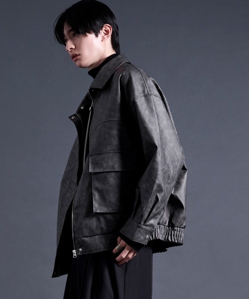 Ellno Loset(エルノロゼット)の「2wayエリファー合皮ブルゾン(ブルゾン・メンズ・ボルドー/ブラック・SMALL/MEDIUM/LARGE)」の15枚目の写真