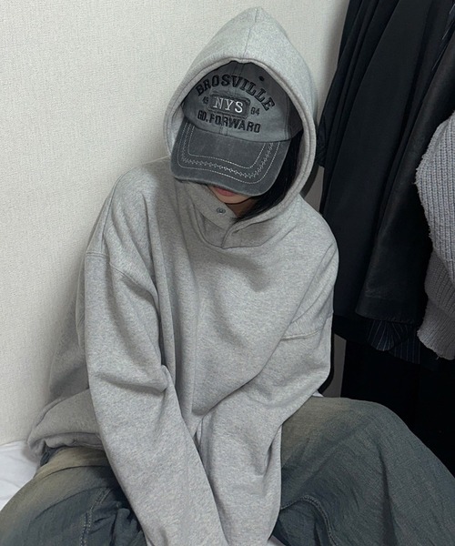 Flugge(フラッジー)の「スナップネックパーカー(パーカー・レディース・グレー/ブラック・FREE)」の3枚目の写真