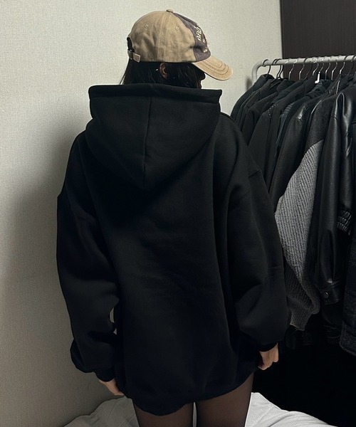 Flugge(フラッジー)の「スナップネックパーカー(パーカー・レディース・グレー/ブラック・FREE)」の7枚目の写真