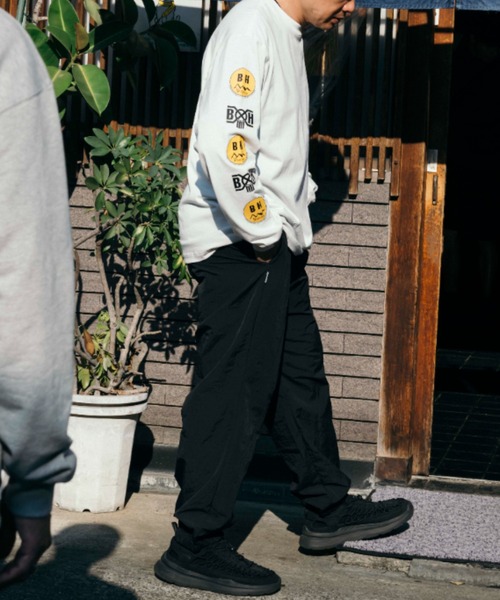 MANASTASH(マナスタッシュ)の「MANASTASH/マナスタッシュ/xBOUNTY HUNTER TRACK PANTS(その他パンツ・メンズ・ブラック・L/M/S/XL)」の3枚目の写真