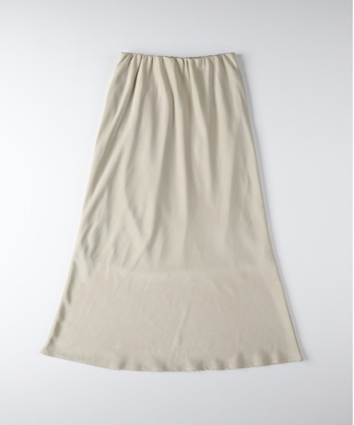 Right-on（ライトオン）の「【HONEYSUCKLE ROSE】サテン ナロースカート (Iライン / ロング丈 / ウエストゴム/ 上品見え / 華奢見え / きれいめカジュアル / 手洗い可)（スカート・レディース・ライトベージュ/ブラック/ダークベージュ・S/M/L）」の9枚目の写真