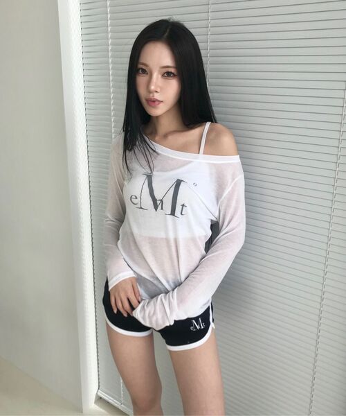 MUCENT(ムセント)の「メインシンボルシースルー長袖Tシャツ(3カラー)(Tシャツ/カットソー・レディース・ホワイト/スカイブルー/ブラック・FREE)」の10枚目の写真