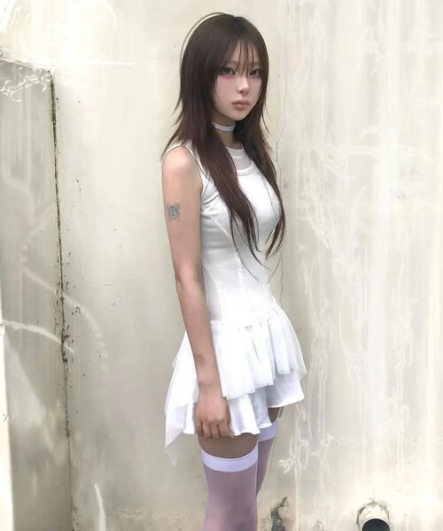 FLAREUP(フレアアップ)の「レイヤードレースフリルノースリーブ(FL-157_クリーム)(Tシャツ/カットソー・レディース・Cream・1/2)」の10枚目の写真