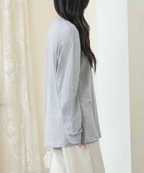 DAYRA(デイラ)の「コットン ラウンドネック 袖口 切替 カットソー(Tシャツ/カットソー・レディース・ホワイト/ブラック/グレイッシュベージュ/グレー・S/M/XL)」の13枚目の写真