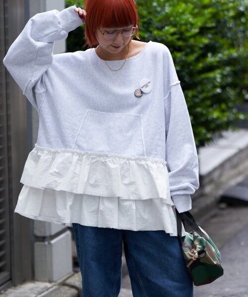 etsinta（エシンタ）の「【etsinta/エシンタ】リメイク裾フリルスウェット（Tシャツ/カットソー・レディース・グレー・ONE SIZE）」の2枚目の写真