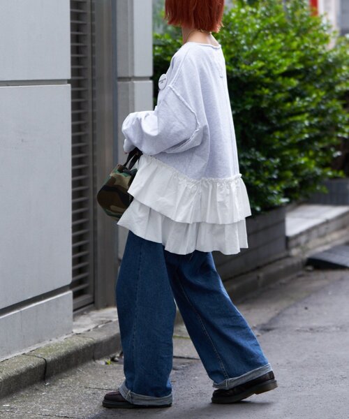 etsinta（エシンタ）の「【etsinta/エシンタ】リメイク裾フリルスウェット（Tシャツ/カットソー・レディース・グレー・ONE SIZE）」の9枚目の写真