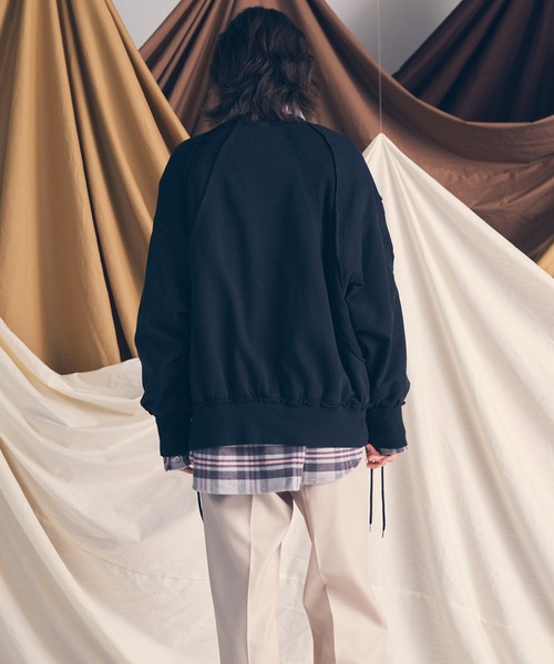 MAISON SPECIAL（メゾンスペシャル）の「《UNISEX》Waffle Switch Lace-up Sweat Prime-Over Crew Neck Pullover/ワッフル切り替えレースアップスウェットプライムオーバークルーネックプルオーバー【MAISON SPECIAL/メゾンスペシャル】（スウェット・メンズ・グレー/ブラック・0/1/2）」の12枚目の写真