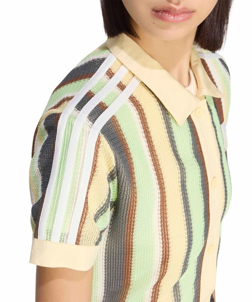 adidas(アディダス)の「adidas SUMMER GLOW STRIPED CROPPED POLO / アディダス サマー グロウ ストライプド クロップ ポロ(ポロシャツ・レディース・マルチ・S/L/M)」の2枚目の写真