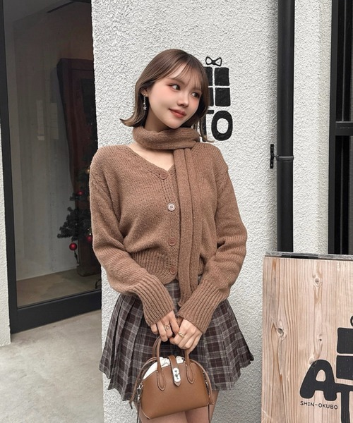 ampm(エーエムピーエム)の「マフラー付き ニットカーディガン/2点セット(カーディガン/ボレロ・レディース・ネイビー/グレー/ブラウン・FREE)」の8枚目の写真