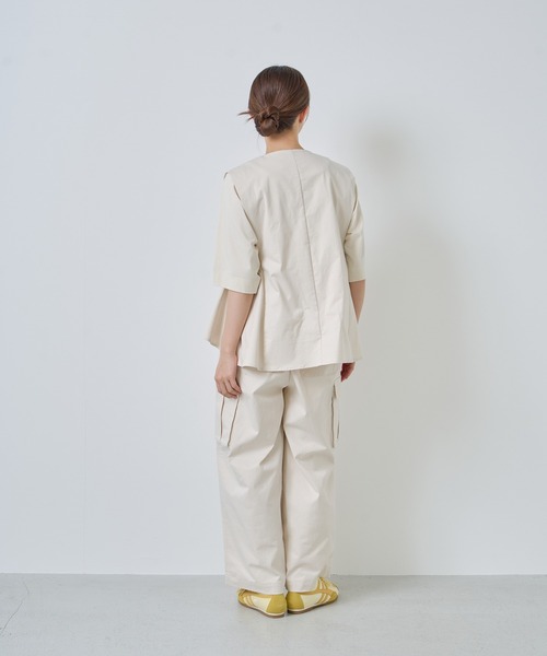 Kelen(ケレン)の「「KELEN / ケレン」コード刺繍Vネックベスト(シャツ/ブラウス・レディース・ブラック/アイボリー/ベージュ・FREE)」の16枚目の写真