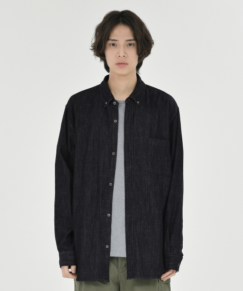 BROWNYARD(ブラウンヤード)の「ボタンダウンデニムシャツ、ブラック(シャツ/ブラウス・メンズ・その他・3/4/5/6)」の3枚目の写真