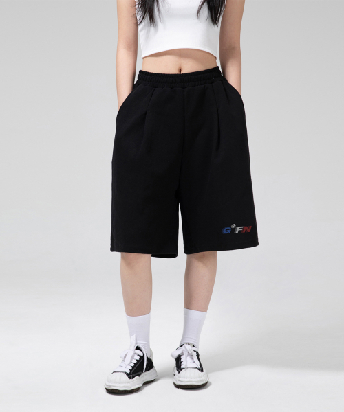 GRANFINNY(グランフィニ)の「スピードワンタックバミューダショートパンツ-ブラック(その他パンツ・レディース・ブラック・SMALL/LARGE)」の4枚目の写真