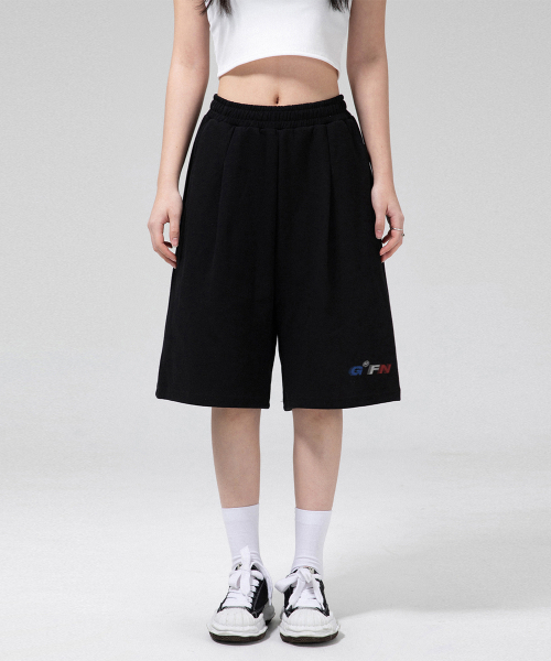 GRANFINNY(グランフィニ)の「スピードワンタックバミューダショートパンツ-ブラック(その他パンツ・レディース・ブラック・SMALL/LARGE)」の9枚目の写真