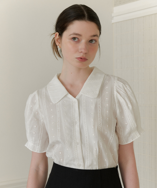 YUPPE(ヨッペ)の「LACE PUFF SHIRT_WHITE(シャツ/ブラウス・レディース・その他・FREE)」の2枚目の写真
