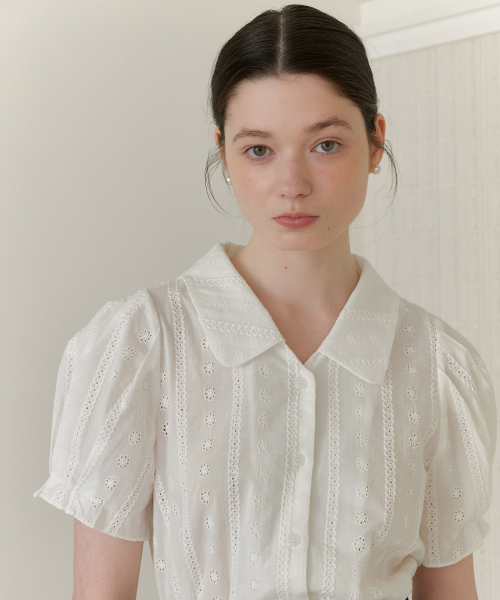 YUPPE(ヨッペ)の「LACE PUFF SHIRT_WHITE(シャツ/ブラウス・レディース・その他・FREE)」の3枚目の写真