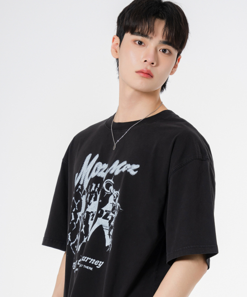 MOZMOZ（モズモズ）の「ウォーキングモズ オーバーサイズ ピグメント 半袖Tシャツ ブラック（Tシャツ/カットソー・レディース・その他・M/XL/XXL）」の4枚目の写真