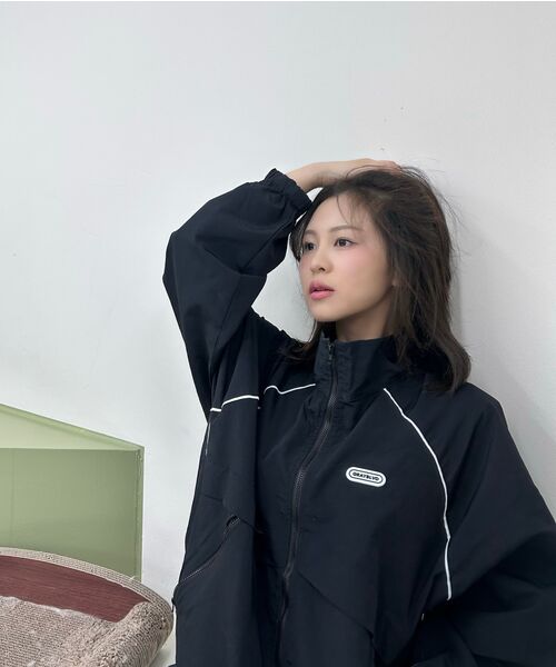 GRAYBLVD(グレイブラバット)の「バスツパイピングウィンドブレーカー (ブラック)(ナイロンジャケット・レディース・その他・MEDIUM/LARGE)」の20枚目の写真