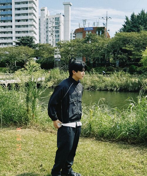 GRAYBLVD(グレイブラバット)の「バスツパイピングウィンドブレーカー (ブラック)(ナイロンジャケット・レディース・その他・MEDIUM/LARGE)」の10枚目の写真