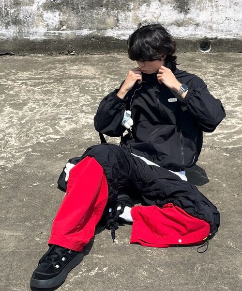 GRAYBLVD(グレイブラバット)の「バスツパイピングウィンドブレーカー (ブラック)(ナイロンジャケット・レディース・その他・MEDIUM/LARGE)」の8枚目の写真