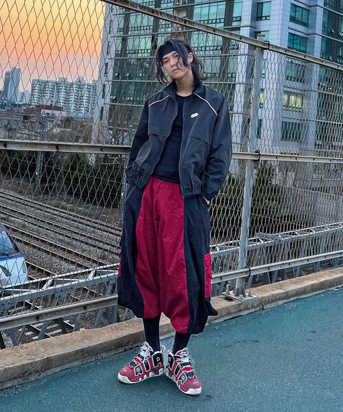 GRAYBLVD(グレイブラバット)の「バスツパイピングウィンドブレーカー (ブラック)(ナイロンジャケット・レディース・その他・MEDIUM/LARGE)」の4枚目の写真
