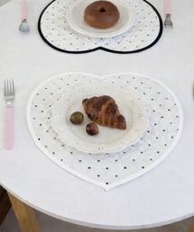 pyornim（ピョルニム）の「【26年春夏新作】ドット柄ハートランチョンマット（ランチョンマット/テーブルウェア）」