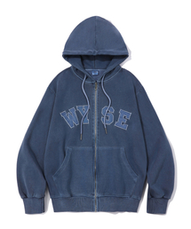 WYSE（ワイズ）の「ピグメントカレッジロゴフードジップアップ (ブルー)（パーカー）」