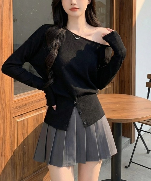 cammie(キャミー)の「コルセットデザインオフショルトップス(ニット/セーター・レディース・ベージュ/ブラック/グレー・F)」の4枚目の写真