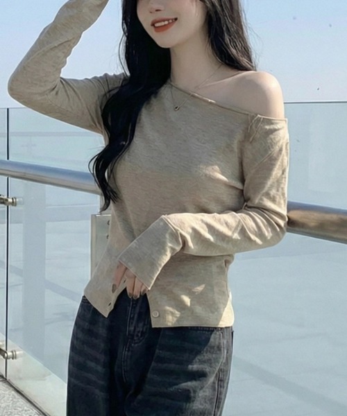 cammie(キャミー)の「コルセットデザインオフショルトップス(ニット/セーター・レディース・ベージュ/ブラック/グレー・F)」の13枚目の写真