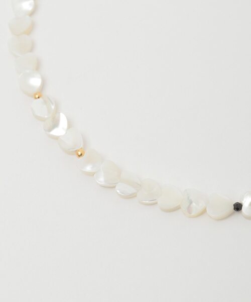 Tiara（ティアラ）の「【MIHOKO SAKAI/ミホコサカイ】ハートシェルパールネックレス（PN47）（ネックレス・レディース・ゴールド・FREE）」の2枚目の写真