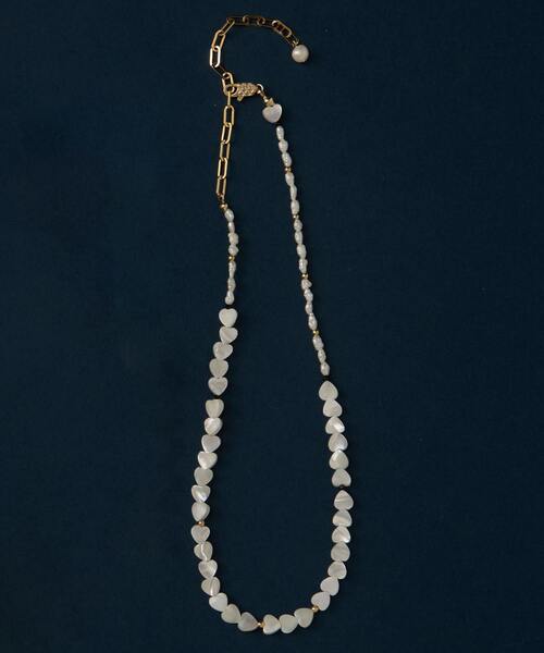 Tiara（ティアラ）の「【MIHOKO SAKAI/ミホコサカイ】ハートシェルパールネックレス（PN47）（ネックレス・レディース・ゴールド・FREE）」の6枚目の写真