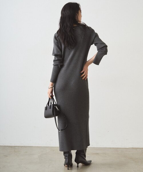 LOUNGEDRESS(ラウンジドレス)の「リブニットワンピース(ワンピース・レディース・モカ/グレー/ブラック・SMALL/MEDIUM)」の17枚目の写真