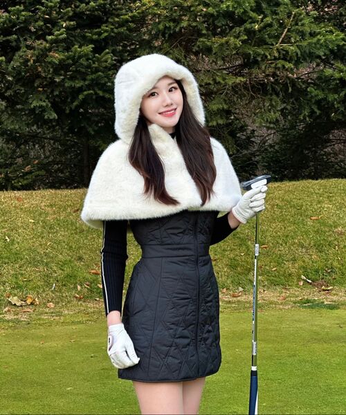 LORDLOAR(ロードロアル)の「スリムリブタートルニット ブラック(ニット/セーター・レディース・その他・MEDIUM/LARGE)」の5枚目の写真
