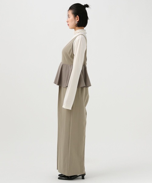 BAYFLOW（ベイフロー）の「[スタイルアップが叶う]ペプラムオールインワン（つなぎ/オールインワン・レディース・ブラック/カーキ・FREE）」の4枚目の写真