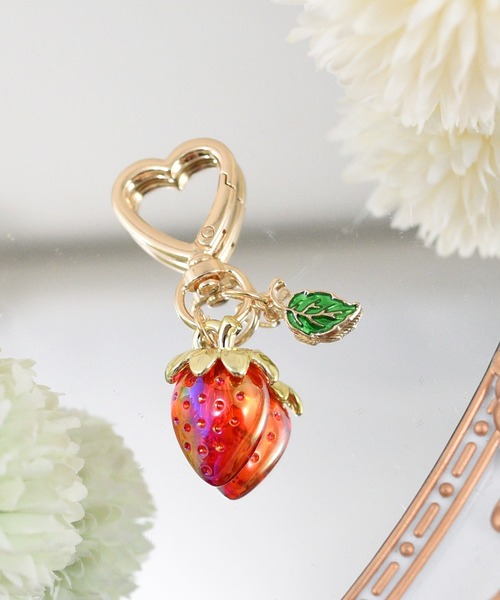 ✯NaluっP✯様　いちごチャーム専用 アクセサリー素材 『アクリルチャーム いちご レッド 2個入り A4713