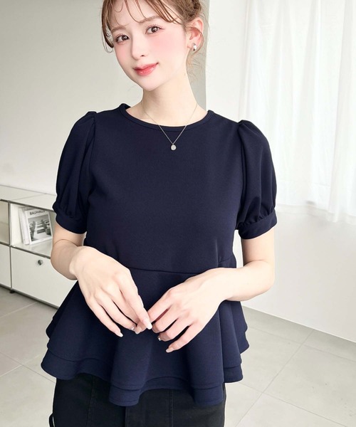 moment+（モーメントプラス）の「しわになりにくいストレッチジョーゼットパフスリーブダブルペプラムTブラウス（Tシャツ/カットソー・レディース・ネイビー/ブラック/オフホワイト・M）」の16枚目の写真