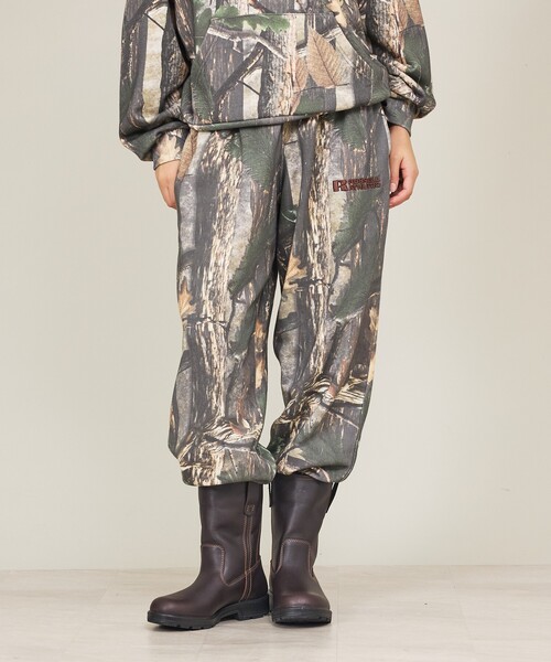 Russell Athletic（ラッセルアスレティック）の「【RUSSELL ATHLETIC / ラッセル アスレティック】RealTree NuBlend Sweat Pants / リアルツリー ニューブレンド スウェットパンツ（カモ柄・ユニセックス）（スウェットパンツ・メンズ・その他1/その他2・M/L）」の7枚目の写真
