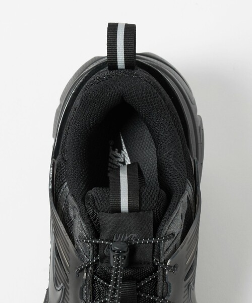 NIKE(ナイキ)の「<NIKE>V2K ラン BLK スニーカー(スニーカー・レディース・ブラック・25.5cm/25cm/22.5cm/23.5cm/23cm/24.5cm/24cm)」の7枚目の写真